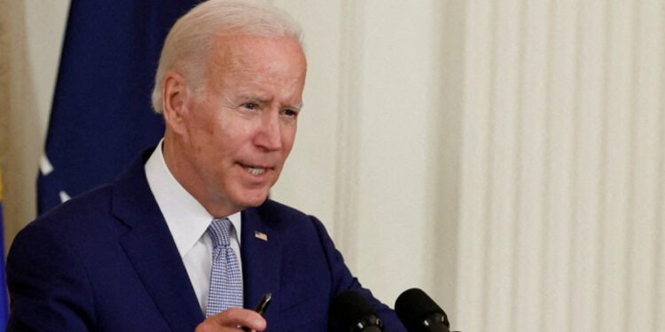 Anuncia Biden casi 3 mil mdd en ayuda militar a Ucrania