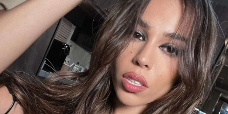 Danna Paola responde críticas por figura delgada
