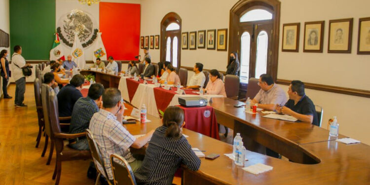 Gestionará Victoria ante CONAGUA trabajos de desazolve en canal de llamada de la presa Vicente Guerrero