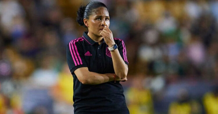 Mónica Vergara es destituida del Tri Femenil