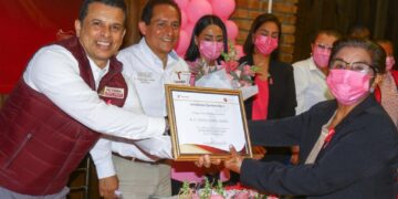 Promueven sensibilización sobre el Cáncer de mama