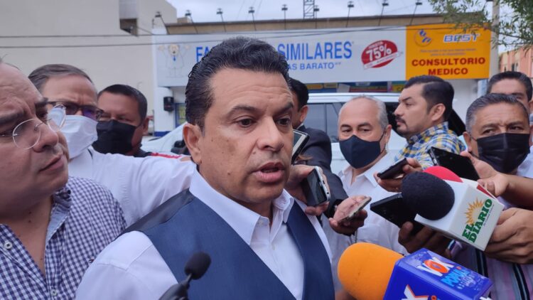 (Video) Pide Gattás que Cabeza de Vaca dé la cara