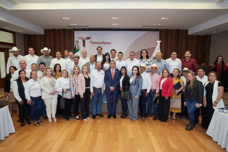 Tendrá el gobernador de Tamaulipas comunicación directa con los 43 alcaldes