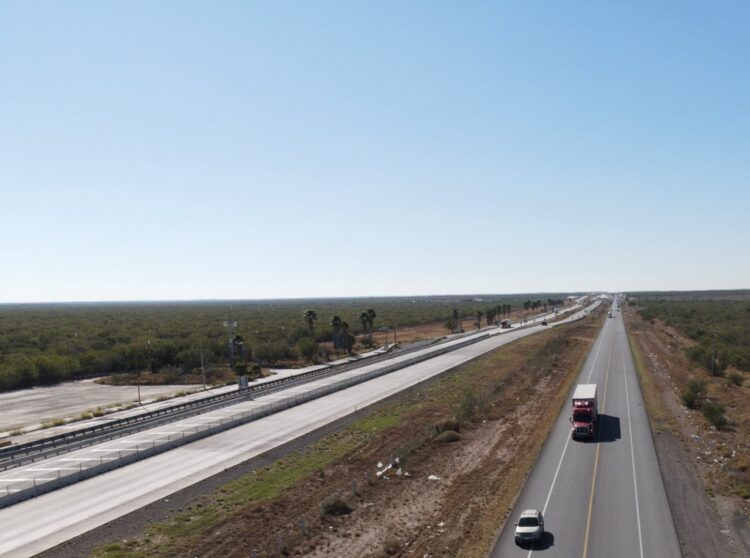 Autopista La Gloria -San Fernando es evaluada permanentemente para ofrecer un servicio seguro y de calidad