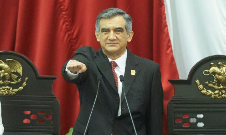 (Video) Asume Américo Gubernatura de Tamaulipas y da inicio la Transformación