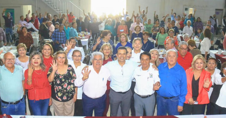 Ven maestros jubilados mejor futuro con Américo y Lalo