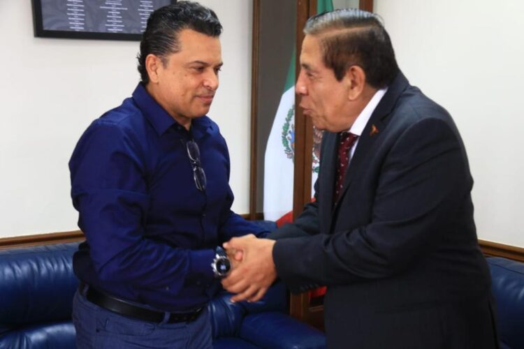 Se reúne alcalde Lalo Gattás con Secretario de Seguridad Pública