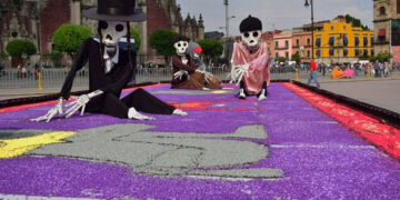 Preparan la gran ofrenda monumental del Zócalo de la CDMX