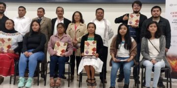 Entrega Inali premios a ganadores de Cómic con lenguas indígenas