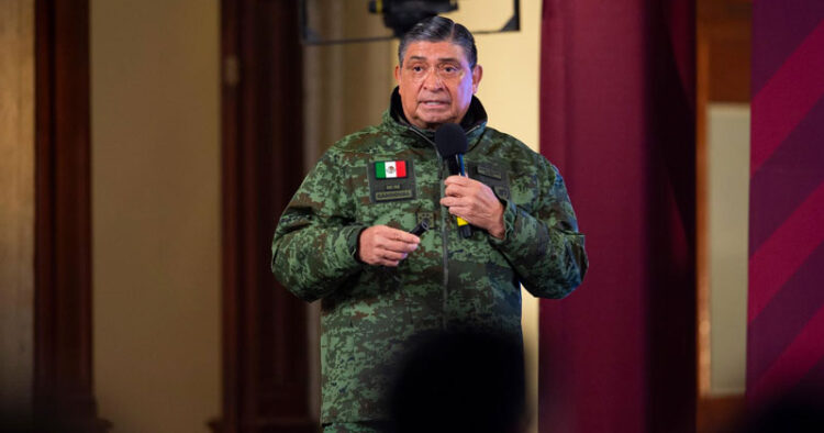 Mexicanos confían en el Ejército y Marina: AMLO