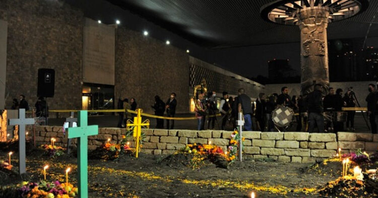 Recrean el Xantolo en el Museo Nacional de Antropología