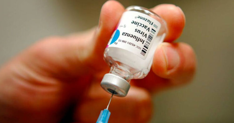 Nuevo León líder en vacunación contra influenza