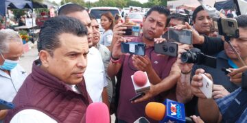 Anuncia Lalo Gattás intenso programa de reparación de calles