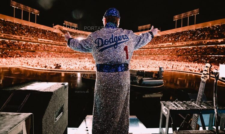 Elton John se retira con un conciertazo en el Dodger Stadium