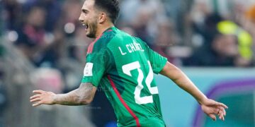 México gana 2 a 1 a Arabia pero queda fuera del mundial de Qatar