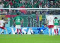 Memo Ochoa ataja penal y es el héroe en el empate entre México y Polonia