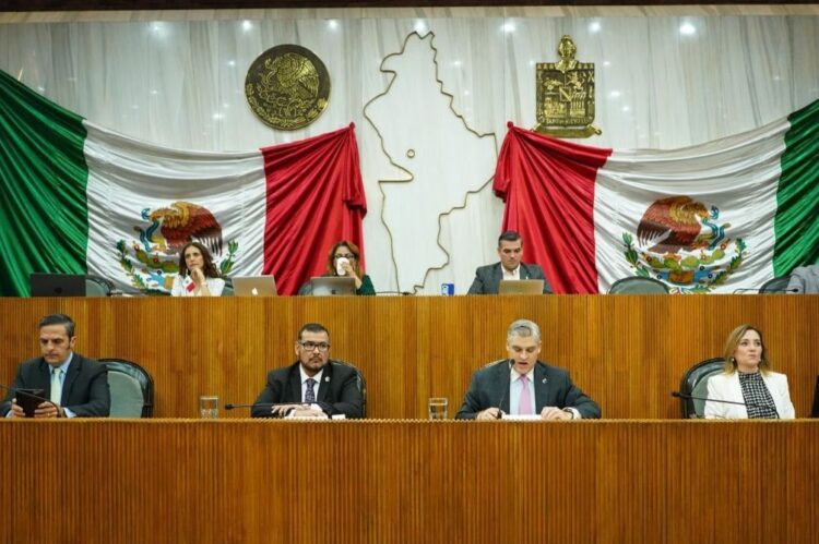 Secretarías de Economía, Trabajo y Desarrollo Regional y Agropecuario se presentan ante el Congreso del Estado de Nuevo León