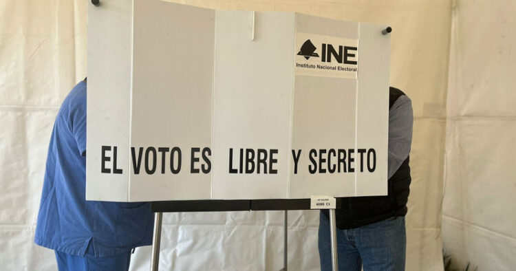 “No se desaparecera el INE por reforma electoral”: AMLO