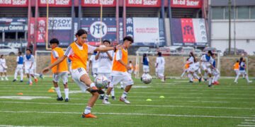 Real Madrid inicia clínica de Fútbol Mixta en Nuevo León