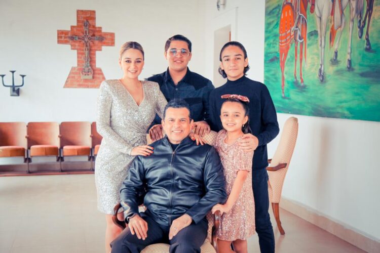(Video) Llaman Lucy y Lalo a trabajar por el bienestar de la familia