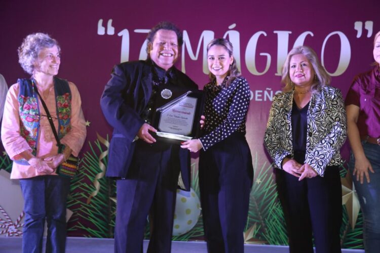 Inaugura Lucy de Gattás Festival «17 Mágico”