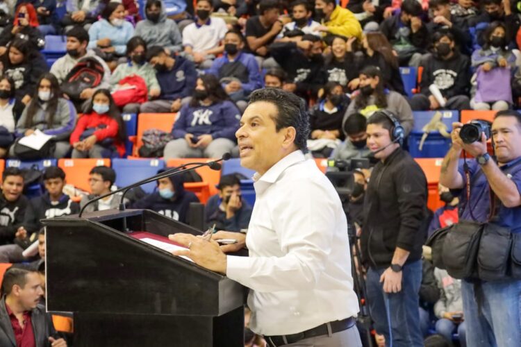 Son jóvenes parte importante de la transformación de Tamaulipas: Gattás