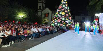 Américo y María encienden la Navidad en Tamaulipas