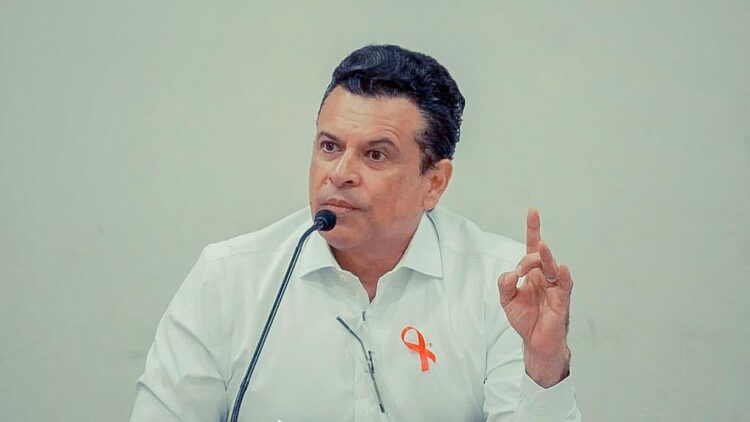 Descarta Gattás imponer cobro a transportistas foráneos