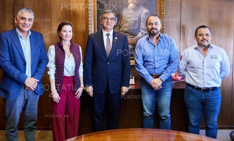 Se reunió el gobernador de Tamaulipas con trabajadores de un ingenio