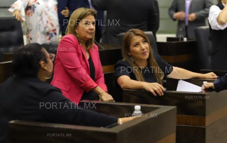 Desconoce el PAN a dos de sus diputadas; inicia proceso para expulsarlas