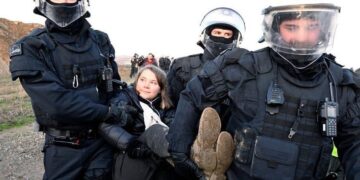 Detienen a Greta Thunberg en Alemania