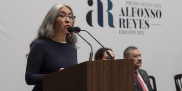 Celebran obra de Cristina Rivera Garza con entrega del Premio Nuevo León Alfonso Reyes
