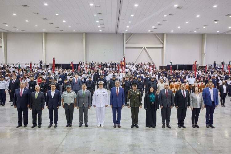 Asiste Alcalde a ceremonia del Día de la Bandera presidida por Américo Villarreal