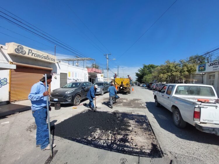 Intensifica Gobierno de Victoria arreglo de calles