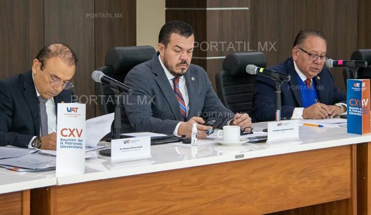 Revisa UAT proyecto para construir un hospital universitario en Tampico