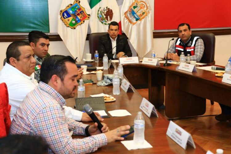 Trabaja Municipio con sociedad y Américo por una Victoria segura
