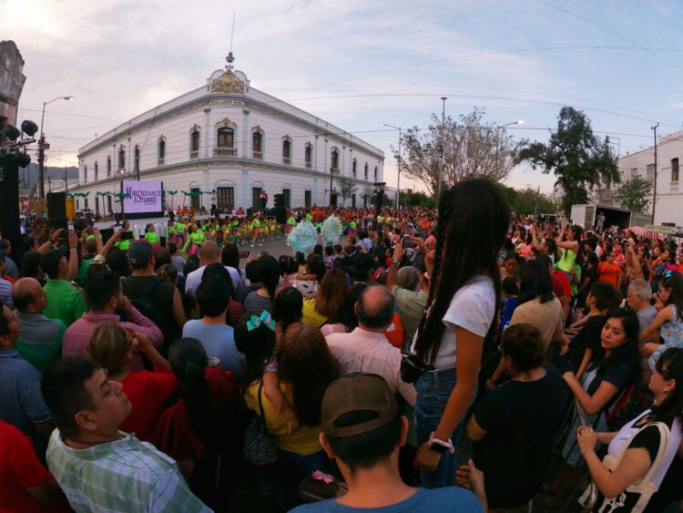 Más de 5 mil victorenses disfrutan del Carnaval 2023