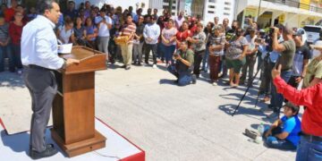 Municipio sigue entregando a victorenses calles con concreto hidráulico