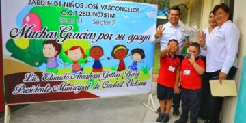 Entrega Alcalde obras de infraestructura educativa