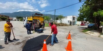 Tras lluvias, reactiva Municipio programa de bacheo en la ciudad