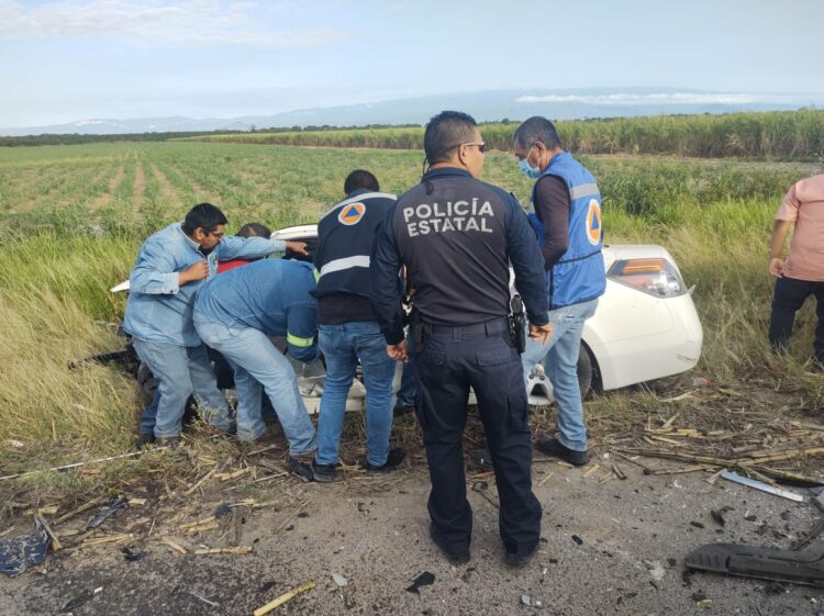 Choque carretero deja dos mujeres y una menor herida en Xicoténcatl