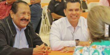 Van juntos Municipio y magisterio por la educación