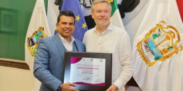 Nombra Alcalde Huésped Distinguido de Victoria a Embajador de Unión Europea