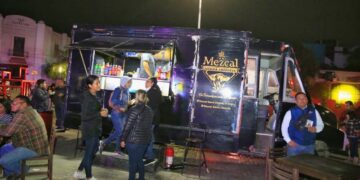 Llega Food Truck Park a Victoria