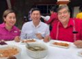 Visita Pepe Braña el municipio de Palmillas
