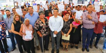 Cumple alcalde su palabra con Sindicato del Municipio