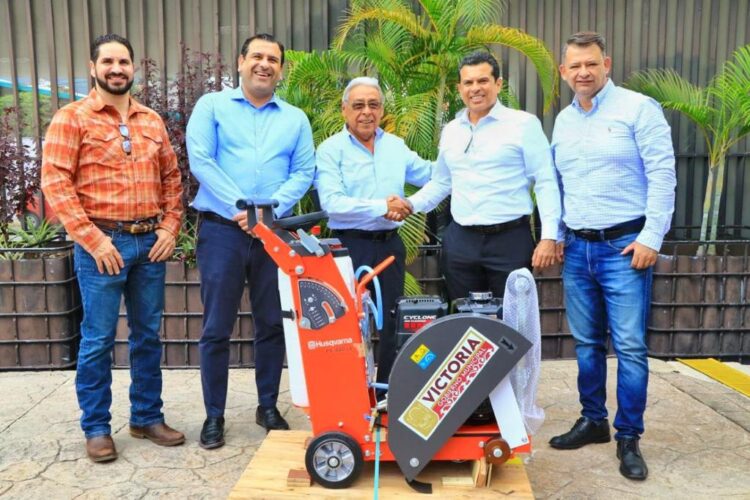 Integra Municipio equipo para programa de bacheo permanente