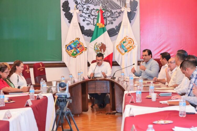 Cabildo local da aval a propuestas de reforma del Congreso del Estado