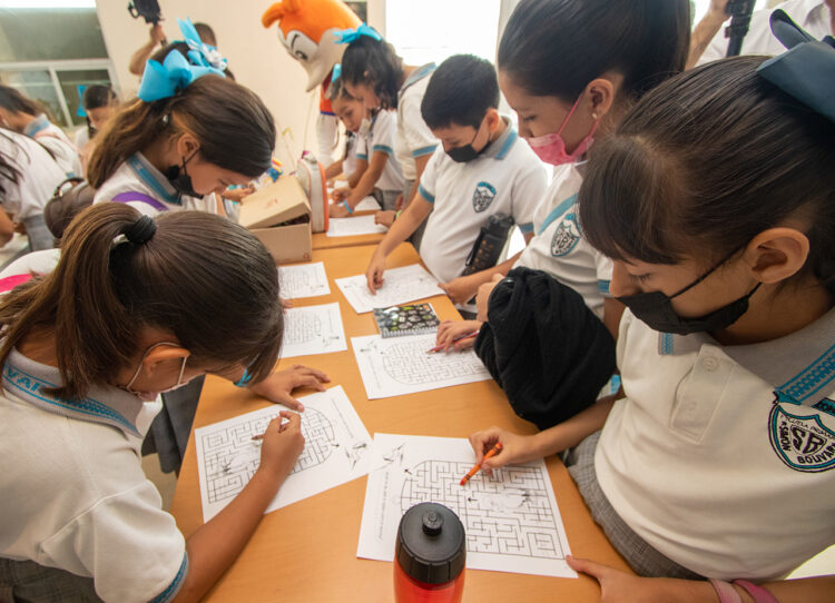 Acerca la UAT a los niños  de Tamaulipas a la ciencia