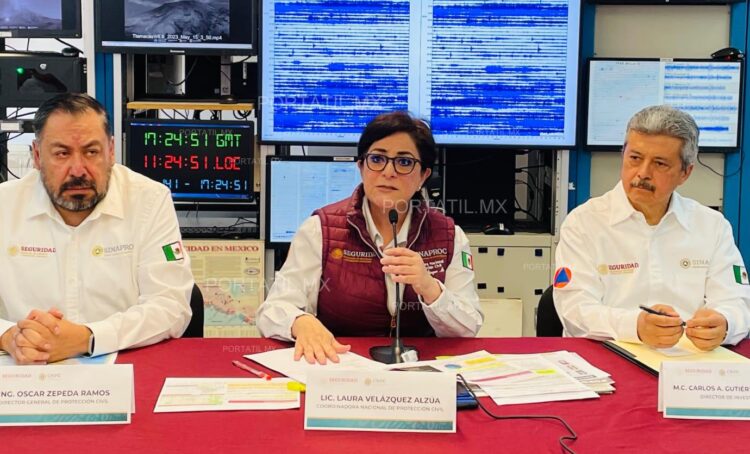 (VIDEO) Elevan alerta en Puebla por erupciones del volcán Popocatépetl